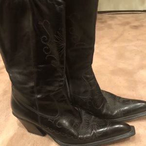 Black Cowgirl  boots